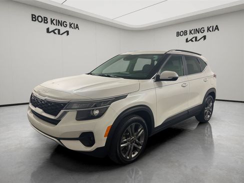 Used 2023 Kia Seltos S FWD image 1