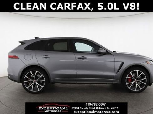 Used 2022 Jaguar F-PACE SVR image 23