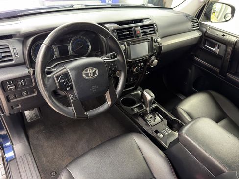 Used 2018 Toyota 4Runner TRD Off-Road Premium image 27
