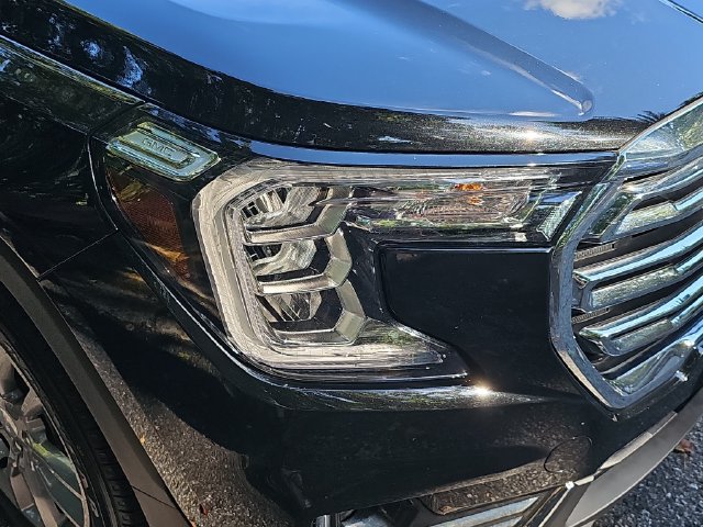 Used 2024 GMC Terrain SLT AWD/4WD image 26