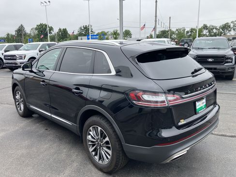 Used 2023 Lincoln Nautilus Reserve w/ Cargo Utility Package AWD/4WD image 5