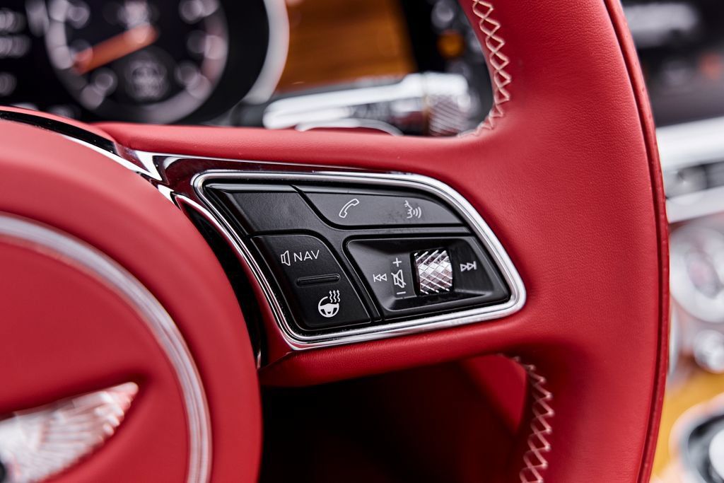 Used 2023 Bentley Continental GT V8 AWD/4WD image 55