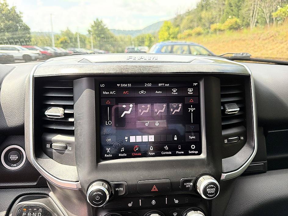 Used 2019 RAM 1500 Big Horn AWD/4WD image 16
