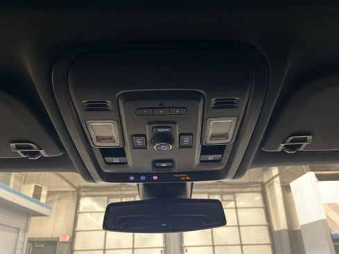 Used 2021 Chevrolet Tahoe RST w/ Luxury Package image 31