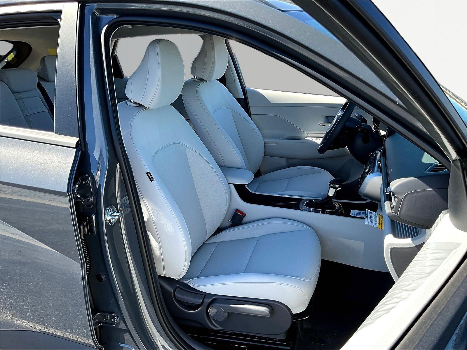 New 2027 Hyundai Kona SEL Sport AWD/4WD image 18