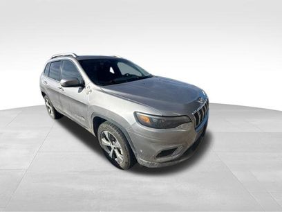 Used 2019 Jeep Cherokee Limited w/ Technology Group