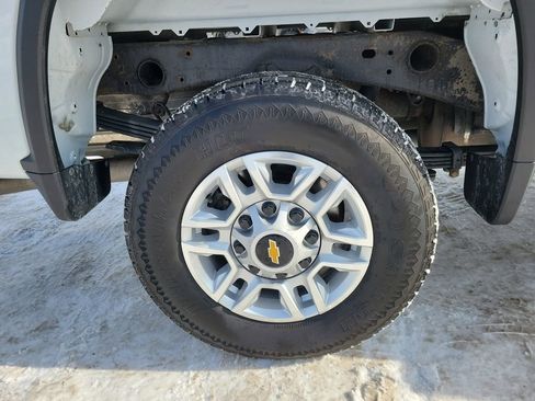 Used 2022 Chevrolet Silverado 2500 W/T w/ WT Convenience Package image 5