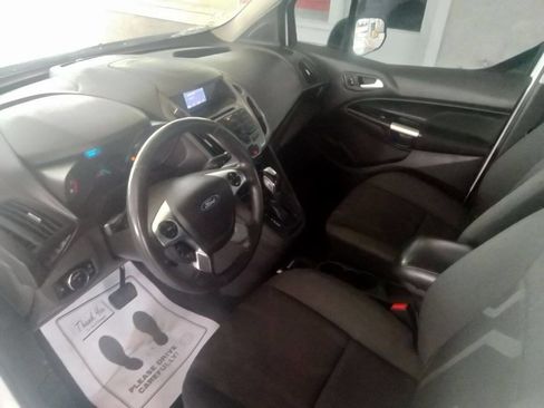 Used 2015 Ford Transit Connect XLT image 7