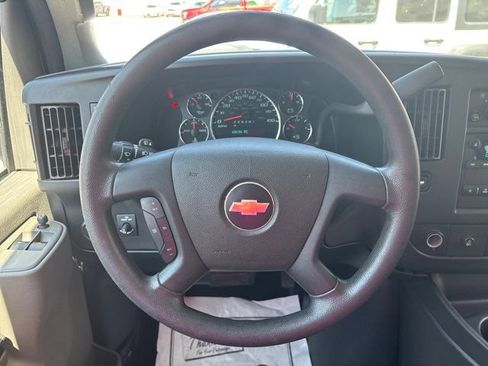 Used 2020 Chevrolet Express 3500 LT w/ LT Preferred Equipment Group RWD image 29