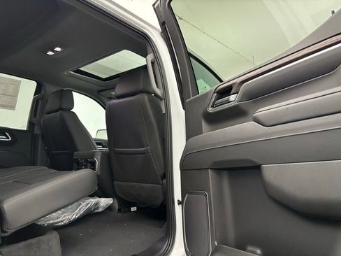 New 2026 GMC Sierra 1500 SLT w/ SLT Premium Package image 36