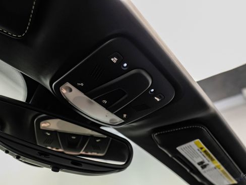 Used 2018 Ferrari 488 Spider RWD image 50