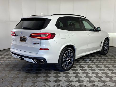 Used 2023 BMW X5 M50i w/ Executive Package image 9