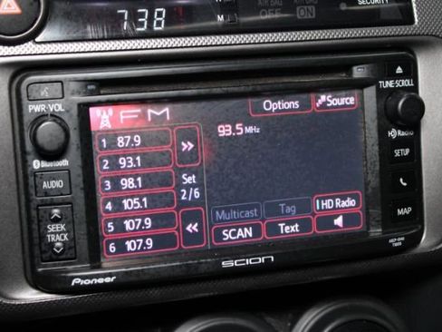 Used 2014 Scion tC image 17