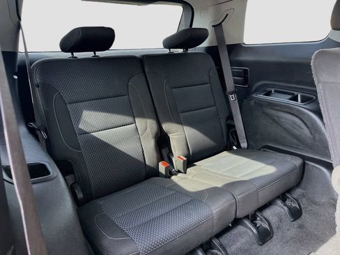 Used 2020 GMC Acadia SLE w/ Driver Convenience Package FWD image 27