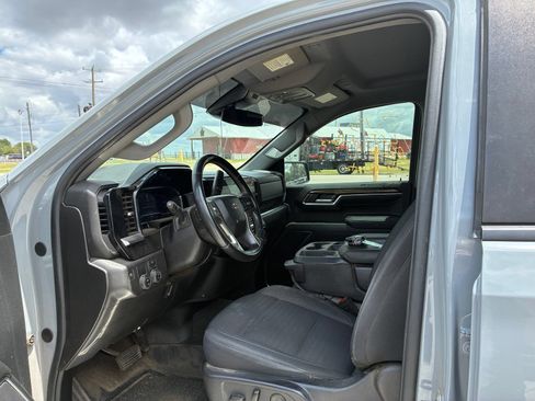 Used 2024 Chevrolet Silverado 1500 RST w/ Protection Package RWD image 3