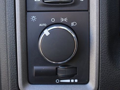 Used 2016 RAM 5500 Tradesman w/ Power & Remote Entry Group image 22