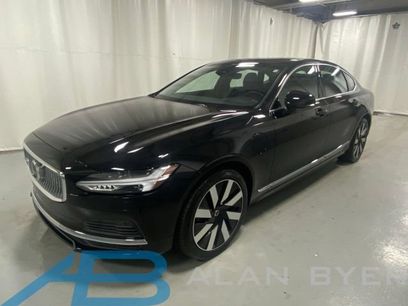 Used 2025 Volvo S90 T8 Plus