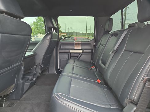 Certified 2022 Ford F350 Lariat w/ Lariat Value Package AWD/4WD image 15