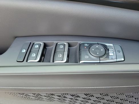 New 2026 Kia Carnival SX w/ SX Dark Edition Package FWD image 39