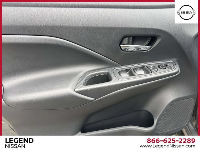 Used 2025 Nissan Versa SV w/ Trunk Package FWD image 16