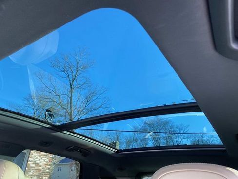 Used 2021 Porsche Cayenne image 33