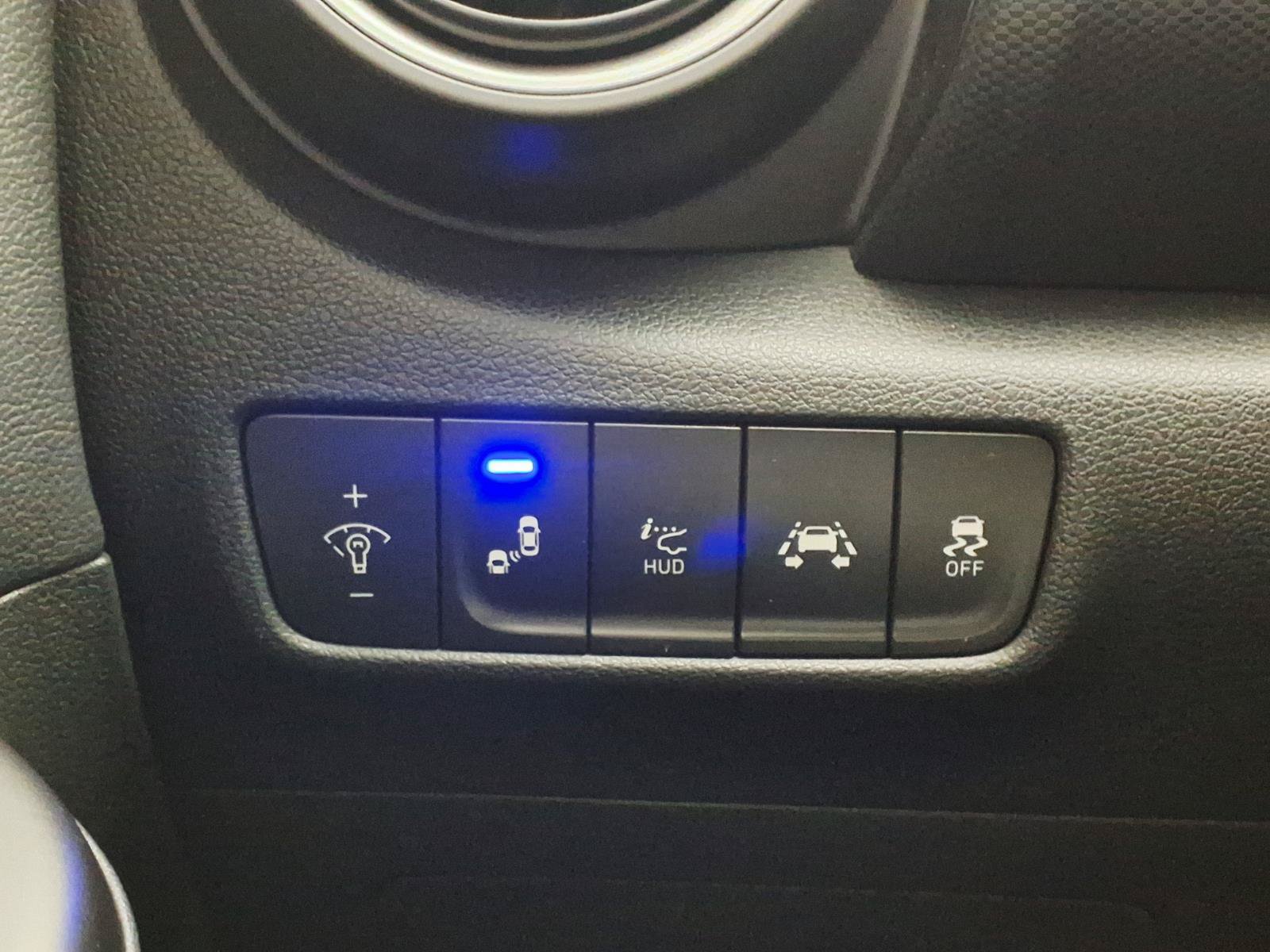 Certified 2021 Hyundai Kona Ultimate FWD image 22