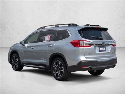 Used 2023 Subaru Ascent Touring image 7