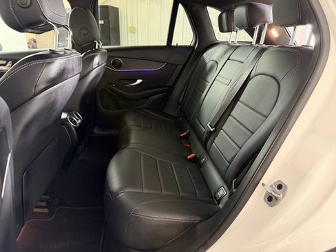 Used 2022 Mercedes-Benz GLC 300 4MATIC image 14