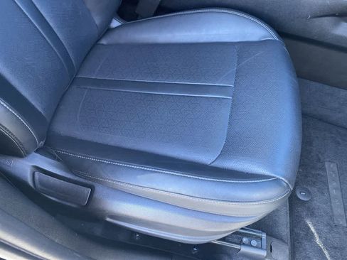 Used 2022 Kia Sorento EX w/ Panoramic Sunroof Package image 26