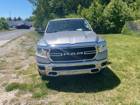 Used 2019 RAM 1500 Tradesman w/ SXT Appearance Group AWD/4WD image 9