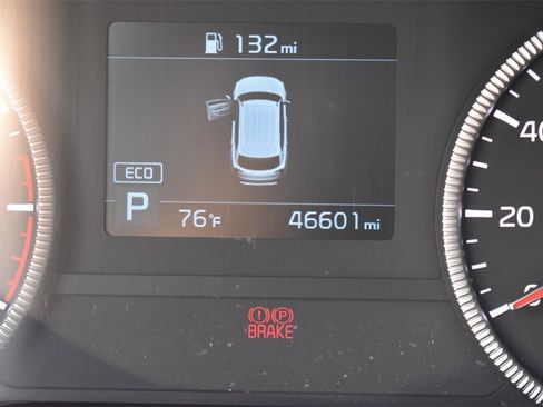 Used 2022 Kia Telluride LX image 25