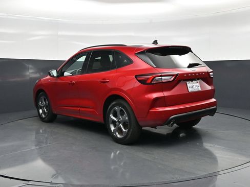 Certified 2023 Ford Escape ST-Line w/ Tech Pack #1 FWD image 6