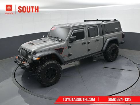 Used 2021 Jeep Gladiator Mojave w/ Dual Top Group AWD/4WD image 47