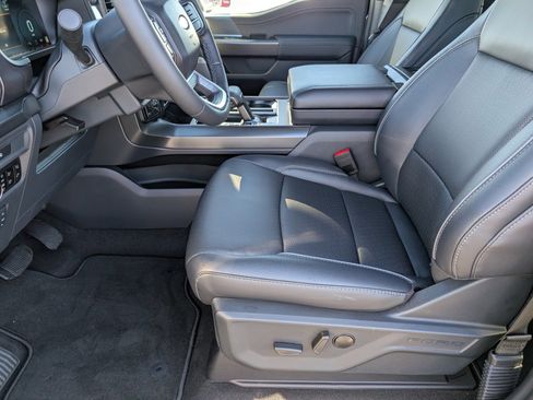 New 2025 Ford F150 Lariat w/ Equipment Group 501A Mid image 23