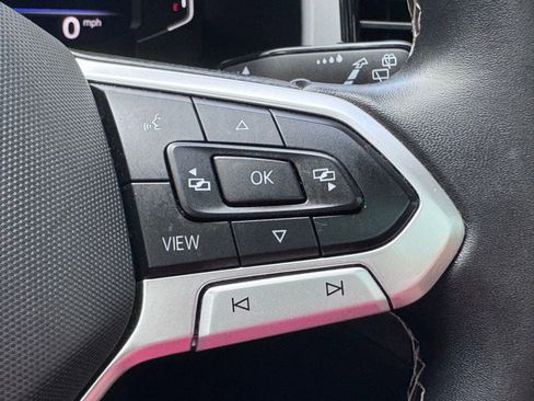 Used 2022 Volkswagen Atlas SE image 41