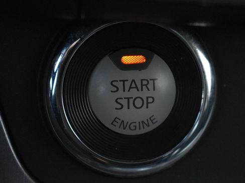 Used 2020 Nissan Murano S image 31