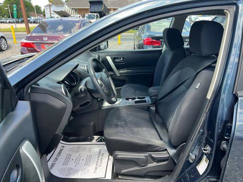Used 2015 Nissan Rogue S w/ Convenience Package AWD/4WD image 10