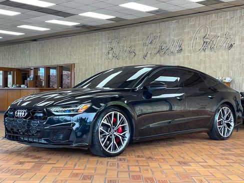 Used 2025 Audi S7 Prestige w/ Prestige Package image 4