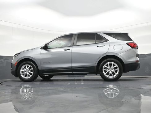 Used 2024 Chevrolet Equinox LS w/ Driver Confidence II Package FWD image 28