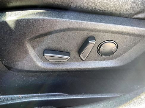 Used 2024 Ford Edge Titanium AWD/4WD image 34