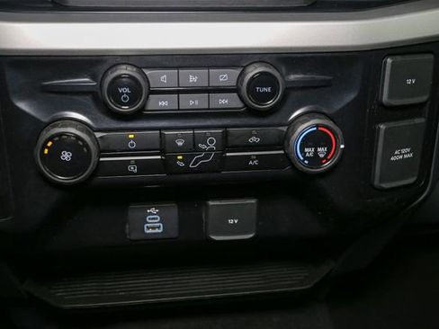 Used 2024 Ford F350 XLT image 25