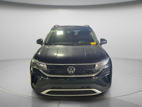 Used 2024 Volkswagen Taos S FWD image 3