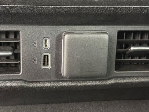 Used 2022 Chevrolet Silverado 1500 RST AWD/4WD image 20