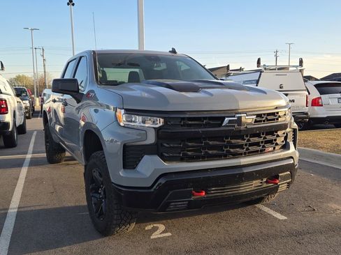 Used 2024 Chevrolet Silverado 1500 LT Trail Boss w/ Protection Package image 4