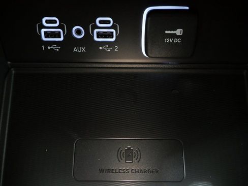 New 2025 Jeep Grand Cherokee Altitude image 23