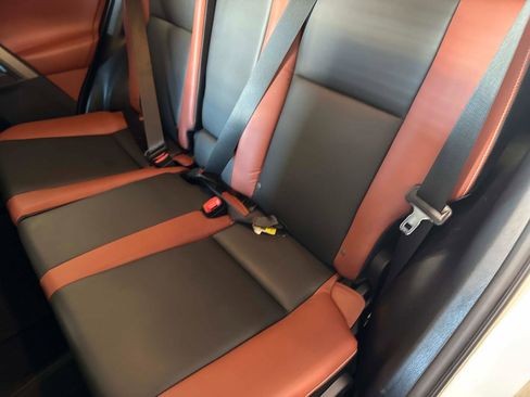 Used 2013 Toyota RAV4 Limited image 13