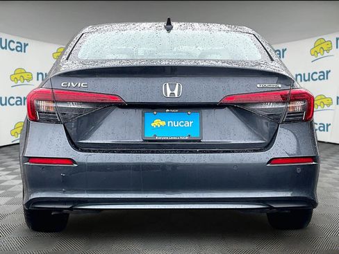 Used 2024 Honda Civic Touring image 5