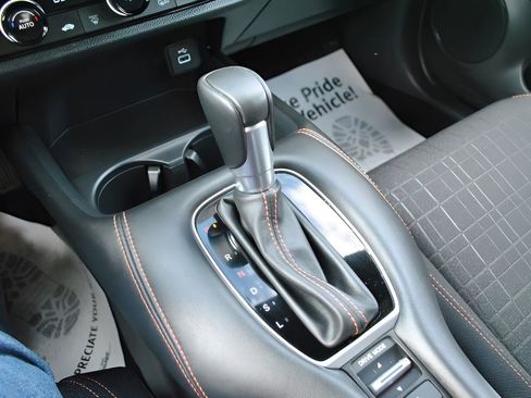 Certified 2024 Honda HR-V Sport image 9