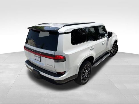 Used 2025 Lexus GX 550 w/ Cold Area Package AWD/4WD image 6
