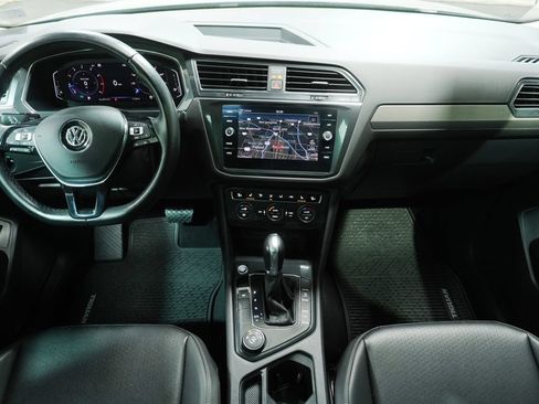 Used 2019 Volkswagen Tiguan SEL AWD/4WD image 15
